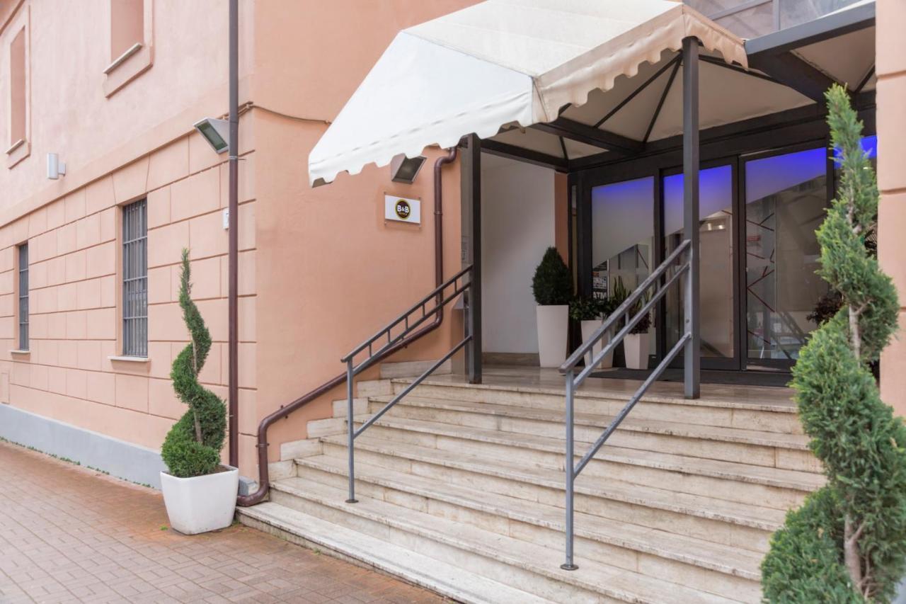 B&B Hotel Roma Tuscolana San Giovanni Exterior foto